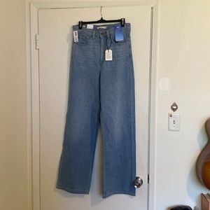 NWT!!! Wide leg jeans